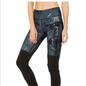 *NWOT* Alo Yoga Goddess Leggings
